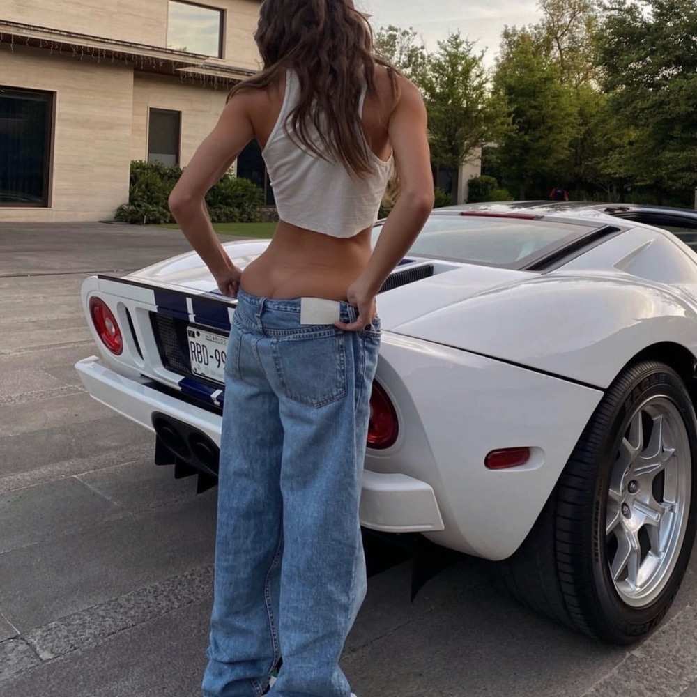 REVOLVE GRLFRND Sara High Rise Slim Straight Leg Favorite Denim HOT🔥
